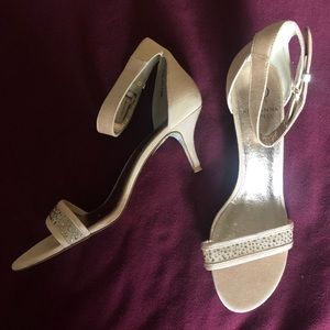 Adrianna Papell Tan Heels